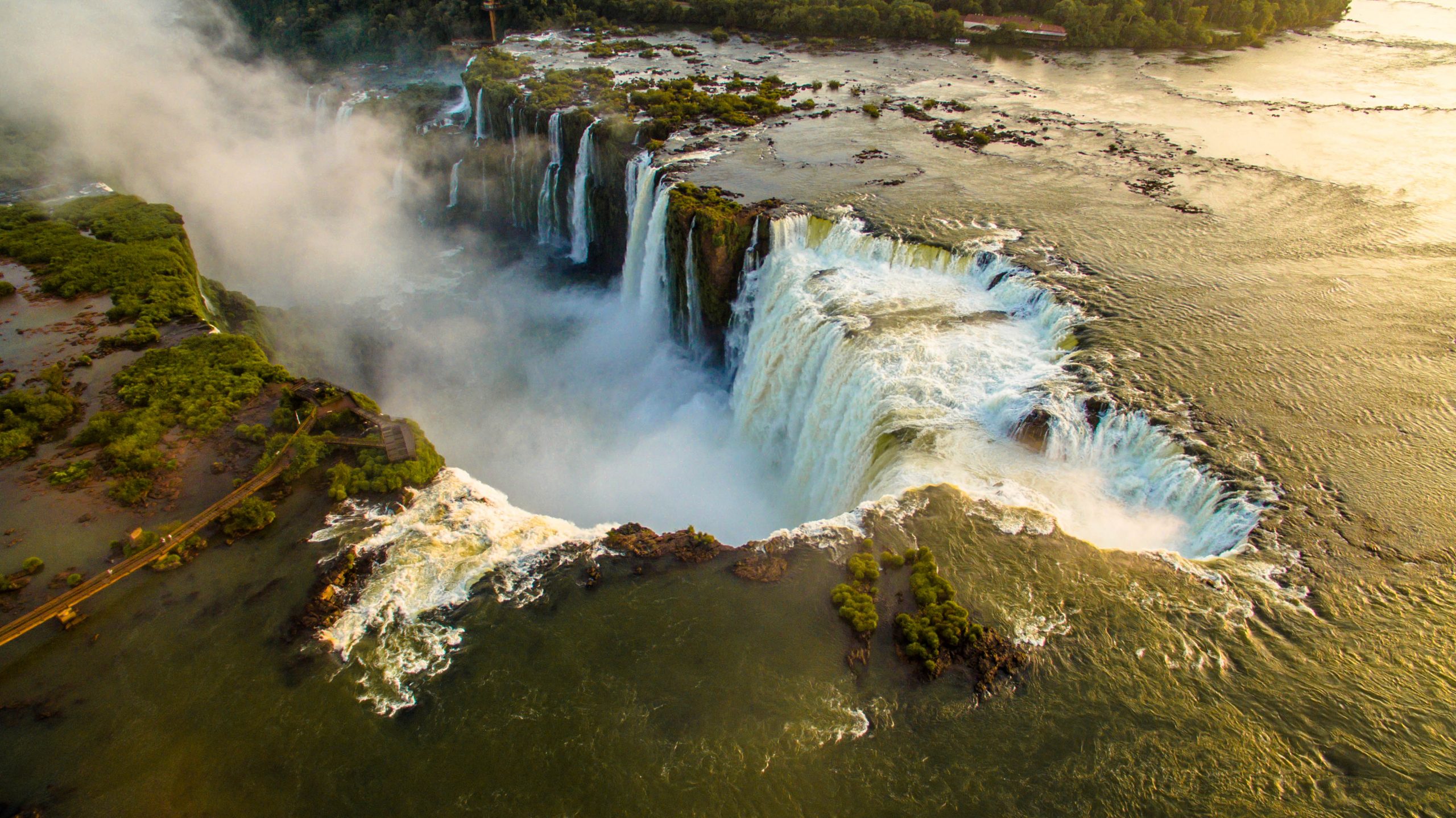 Iguazu glimpse 1